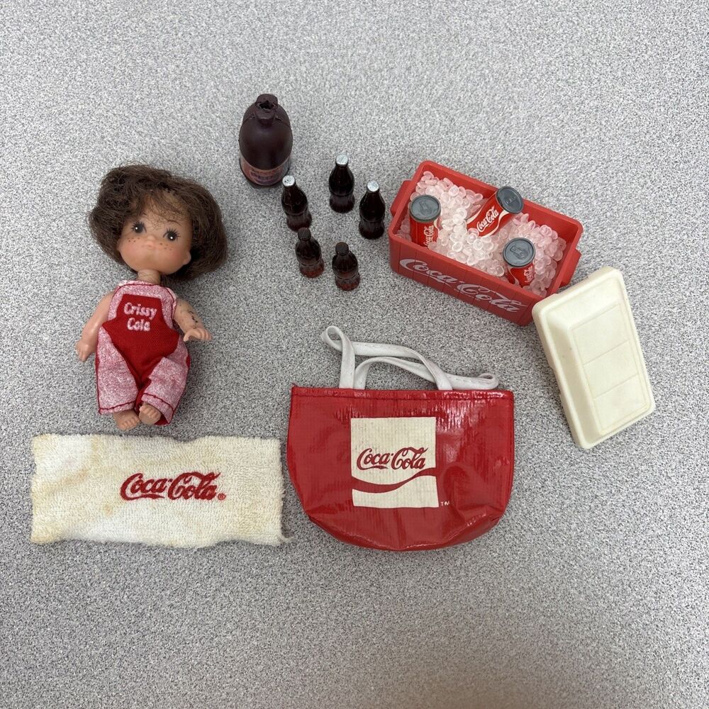 1986 BBI COCA COLA Summer Fun Accessories , Barbie Bag Towel Cooler Sodas